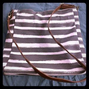 Maika goods crossbody bag!